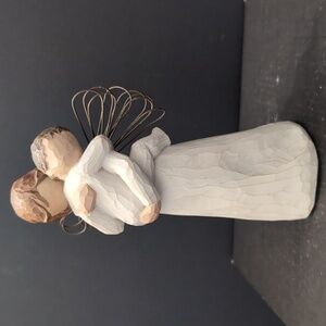 Willow Tree,Angels Embrace Figurine .